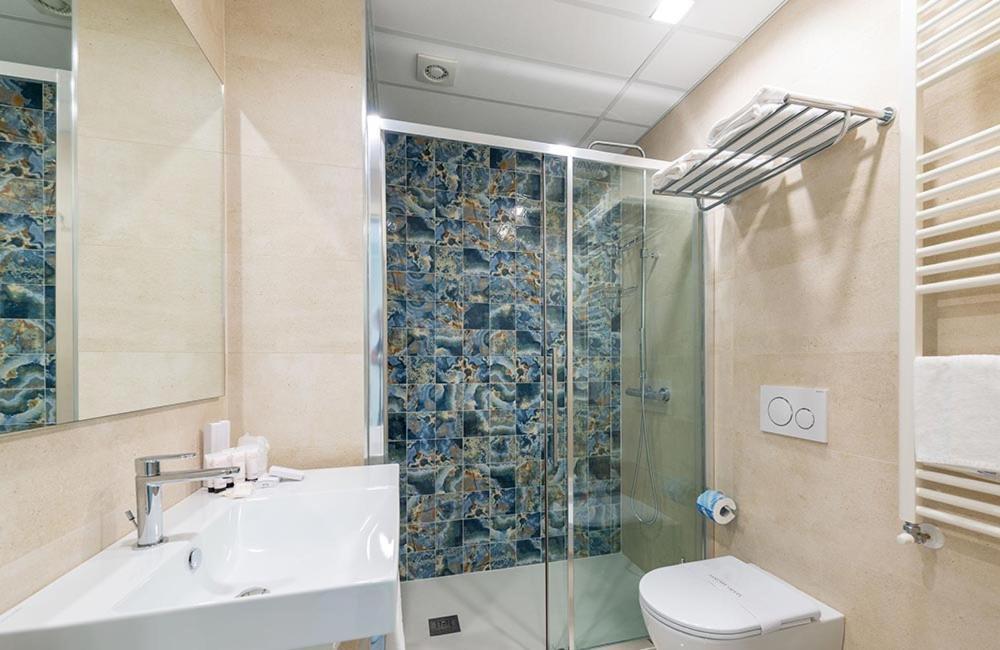 Hotel Carducci Tortoreto Екстер'єр фото